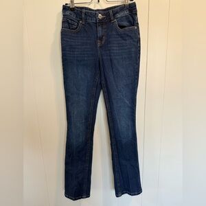 Maurices Dark Wash Woman’s Size 4 Slim Boot mid-rise classic jean